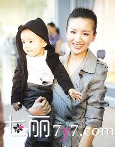 娱乐圈吃瓜酱00后,揭秘00后“吃瓜酱”的崛起之路