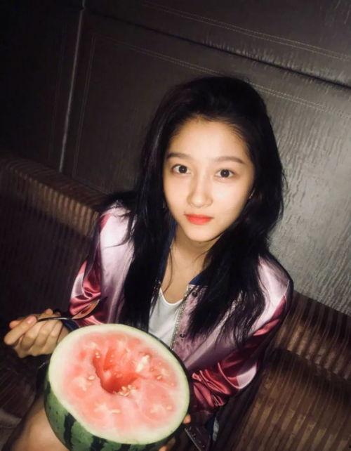 娱乐圈瓜一边吃一边讲,边吃边聊，揭秘明星幕后故事